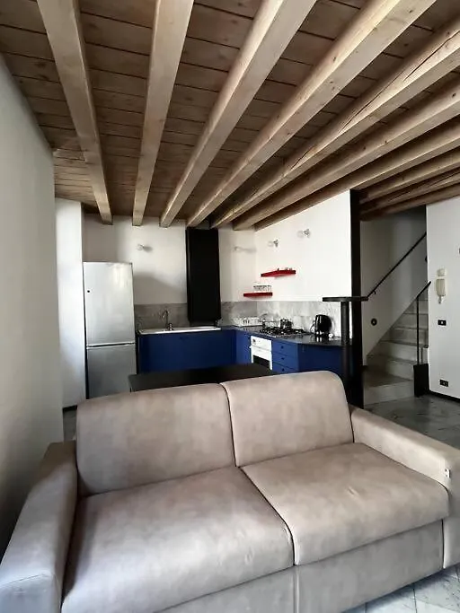Chambre Dans La Tour Bergamo 0*,